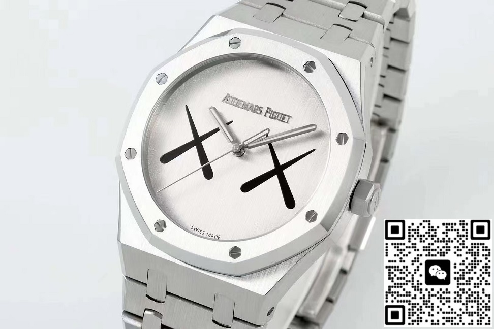 Aps Audemars Piguet 15500 Kaws Collaboration — Replica - photo 4