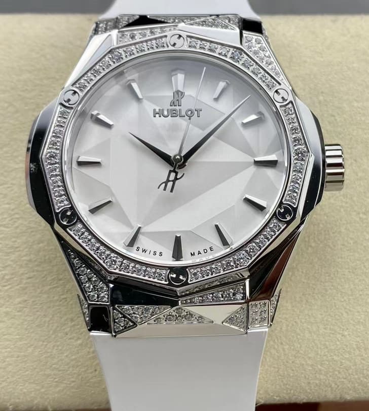 Hb Factory Hublot Classic Fusion 550 Ns 2200 Rw 1804 Orl20 Diamond Case — Replica - photo 1